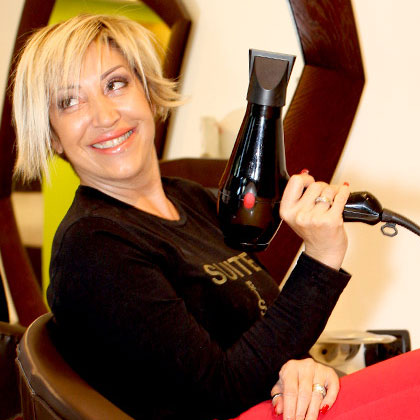 Rosy, Hair style director